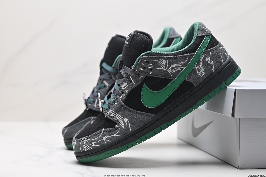 Nike Dunk Shoes